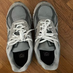 🚫SOLD🚫 New Balance 990v4